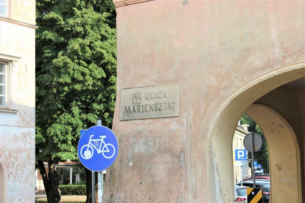Mariensztat / Old Town Place For Apartmán *